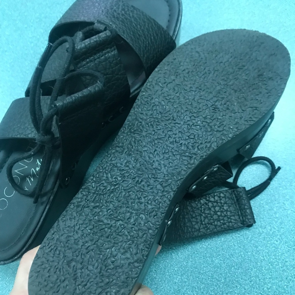 Coconuts by Matisse platform sandals